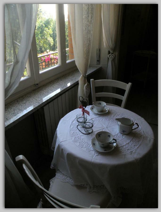 Bed and Breakfast Cascina Luvot Мелаццо Экстерьер фото
